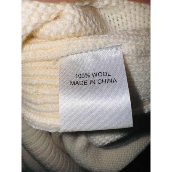 Tuckernuck Winter White Sophia Sweater Cream 100% Wool Turtleneck Gold Button L - Picture 9 of 11